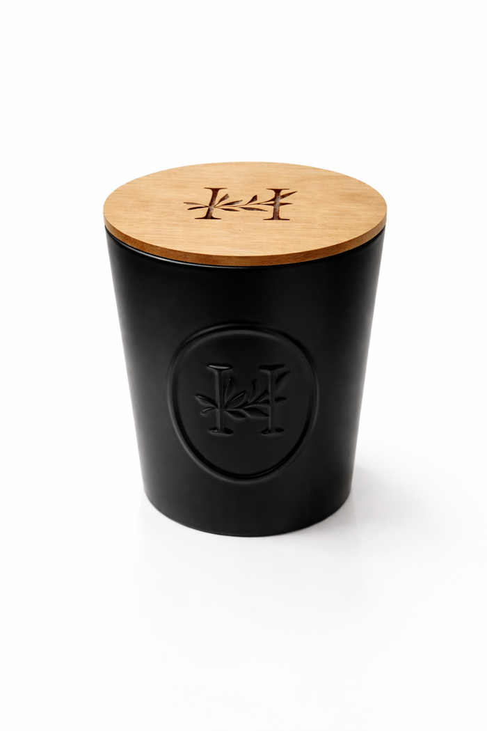 Mrs Hinch After Dark Fragranced Candle 1150g – Large Ceramic Jar Warm Woody & Floral Fragrance