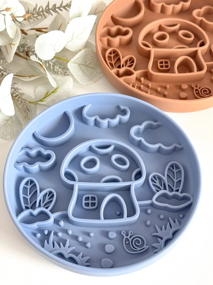 Slow Bowl Magic Mushroom – Feeding Mat Dog Bowl | BPA-Free Silicone Pet Bowl